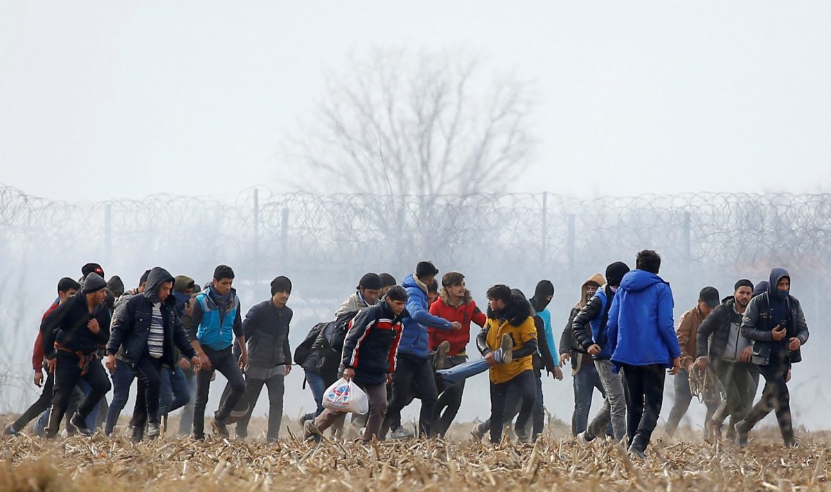 U.S. promises Minsk sanctions over refugee situation at the border